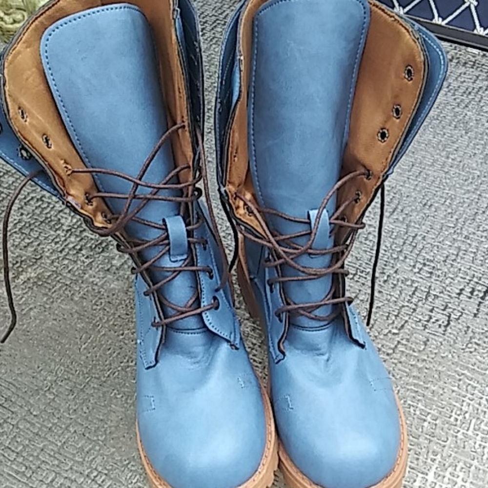 NEW Combat Boots..8- 8 1/2